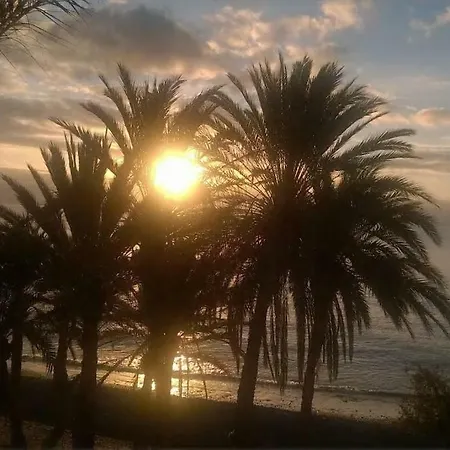 Relax In Front Of The Sea * San Bartolome de Tirajana (Gran Canaria)